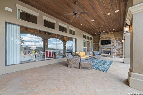 538 Oak Shores Drive Canyon Lake TX 78133