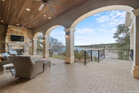 538 Oak Shores Drive Canyon Lake TX 78133