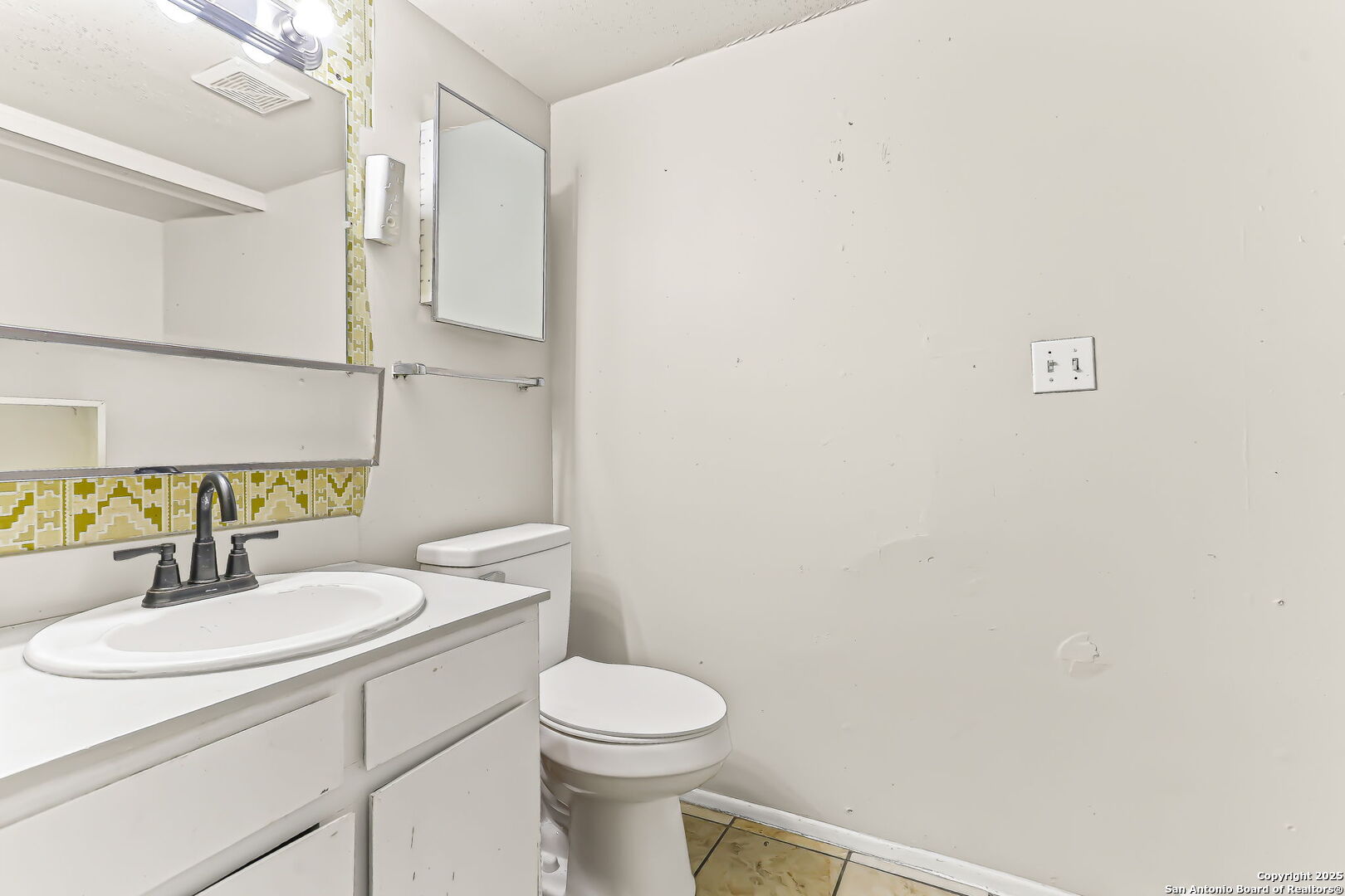 7013 Glen Mist San Antonio TX 78239