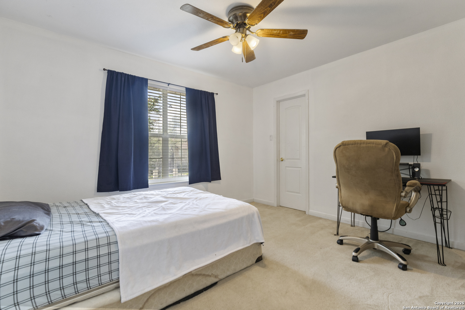 1732 Continental Pleasanton TX 78064