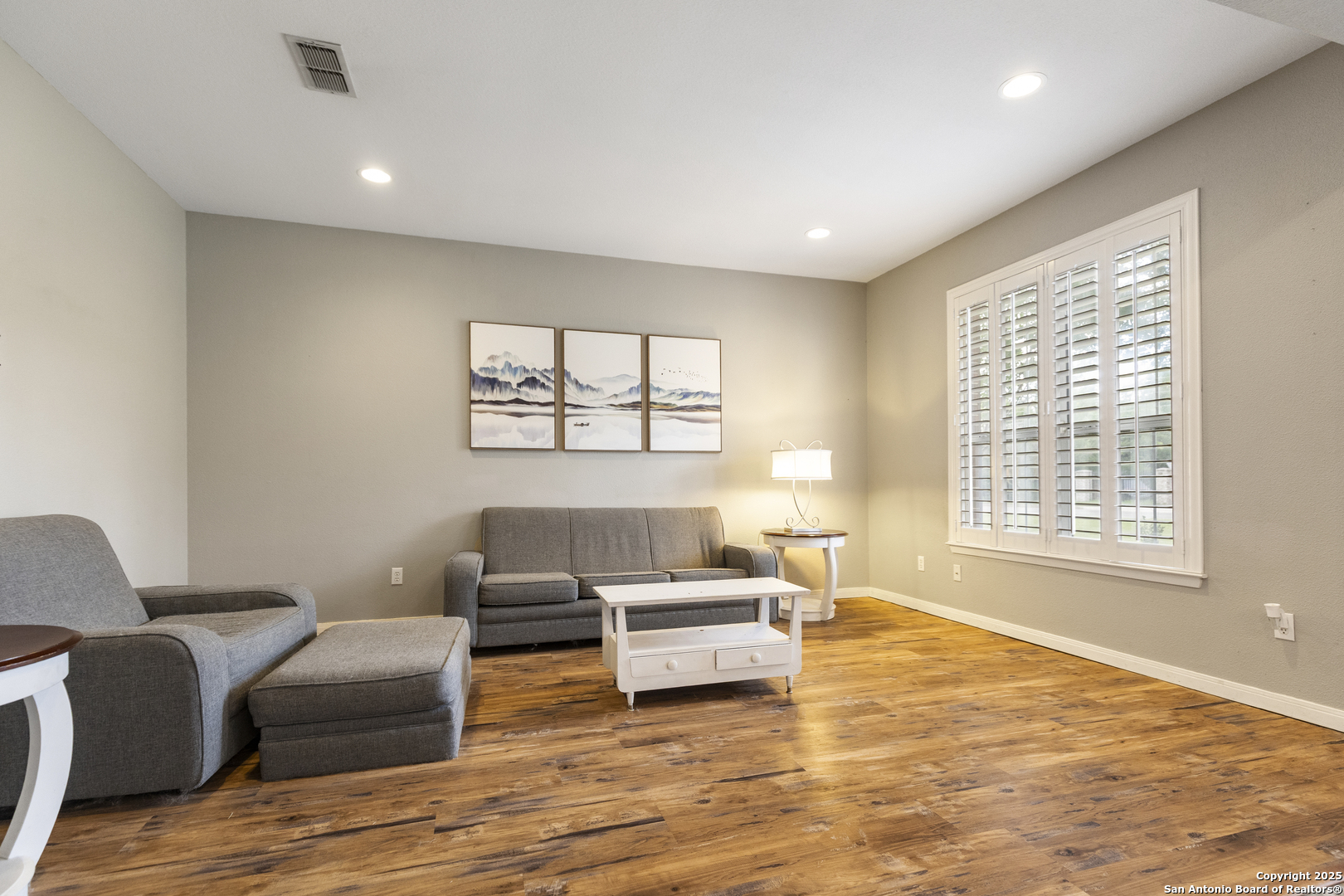 1732 Continental Pleasanton TX 78064