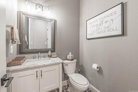 128 Bridgewater Drive La Vernia TX 78121