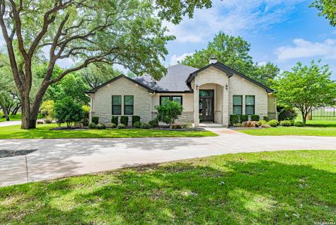 128 Bridgewater Drive La Vernia TX 78121