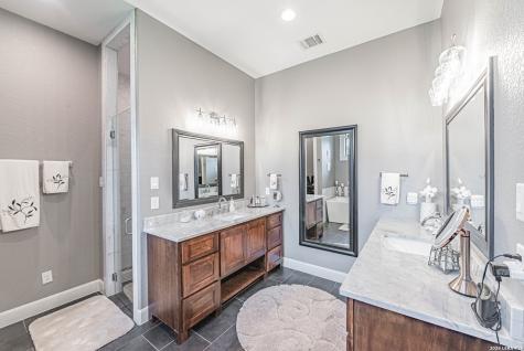 128 Bridgewater Drive La Vernia TX 78121
