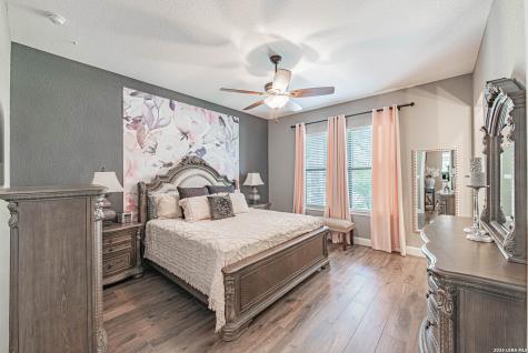 128 Bridgewater Drive La Vernia TX 78121