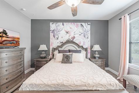 128 Bridgewater Drive La Vernia TX 78121