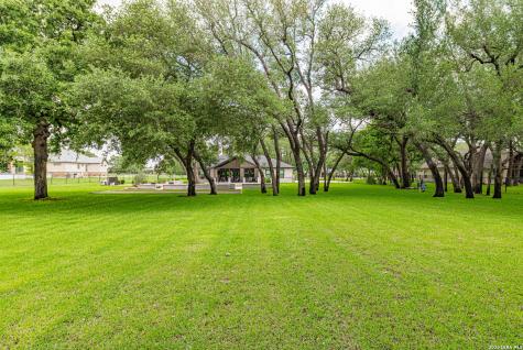 128 Bridgewater Drive La Vernia TX 78121