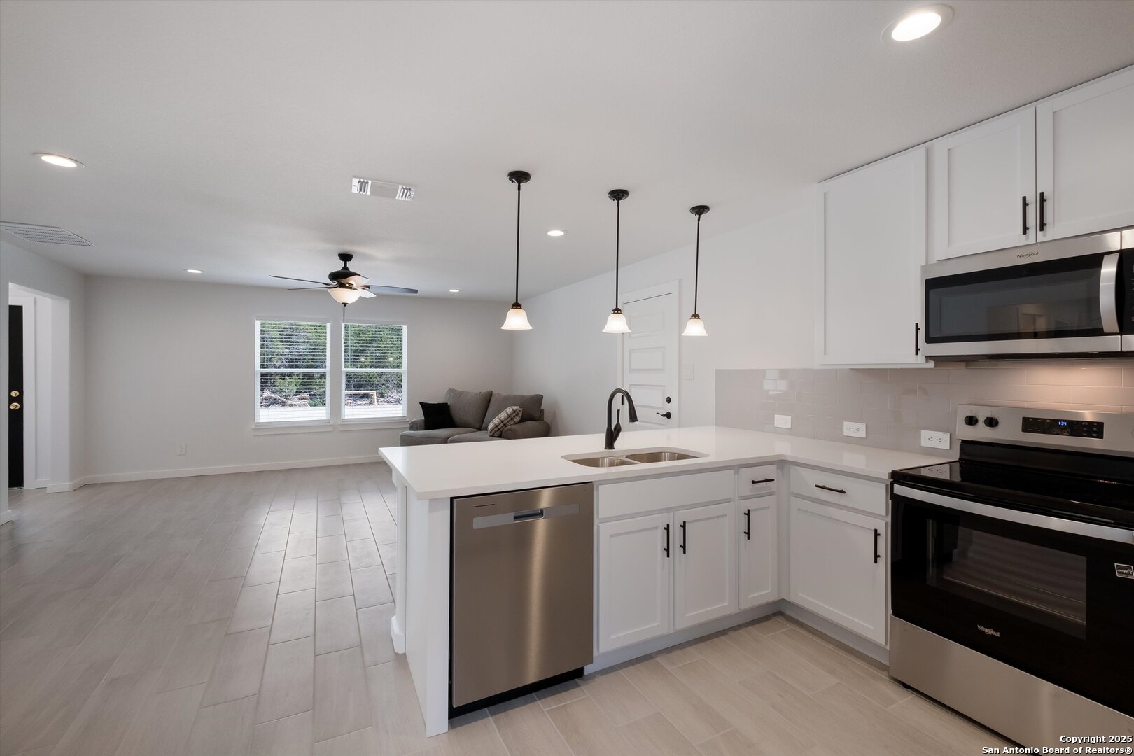 432 Canyon Lake Drive Bandera TX 78003