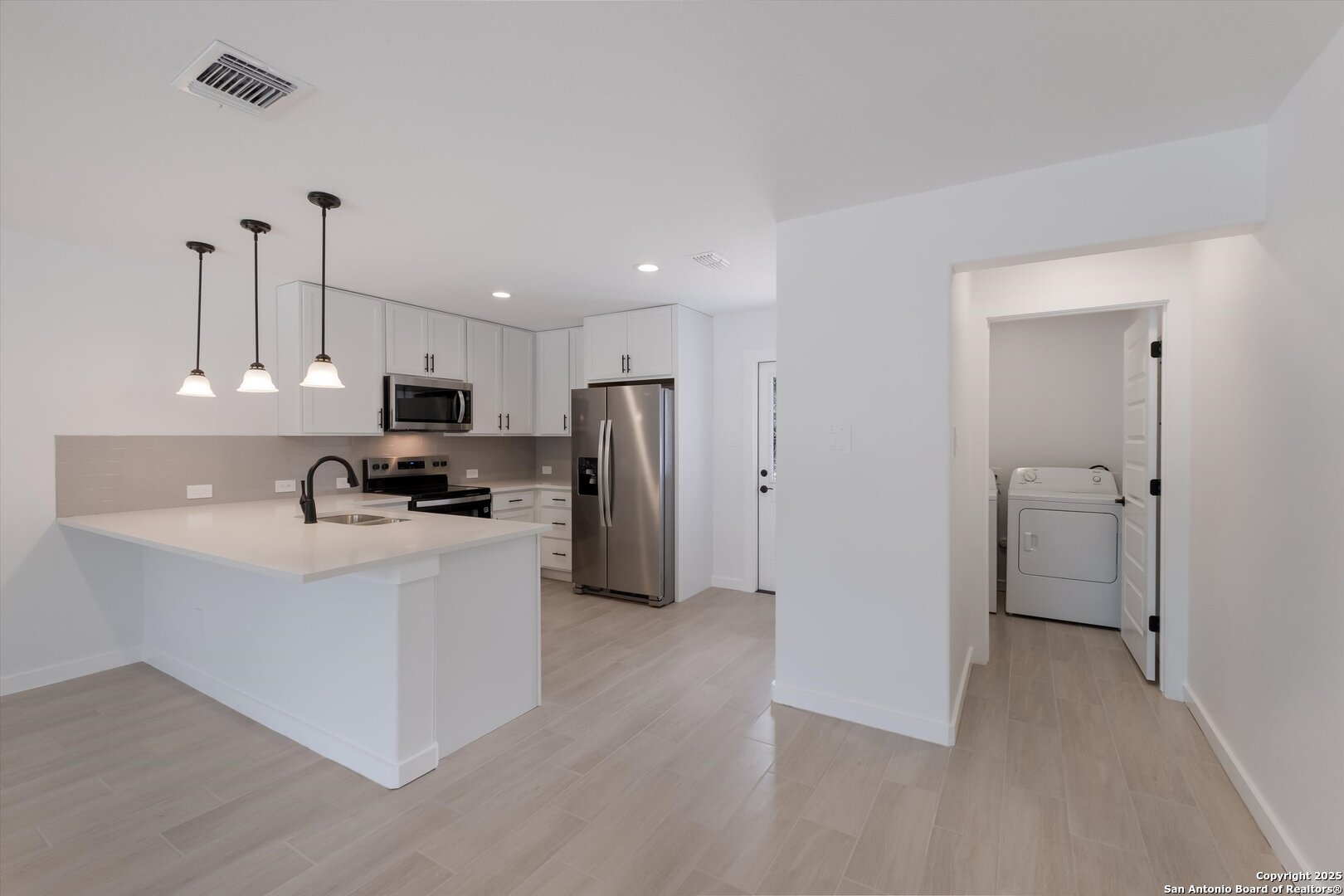 432 Canyon Lake Drive Bandera TX 78003