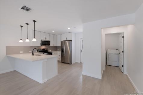 432 Canyon Lake Drive Bandera TX 78003