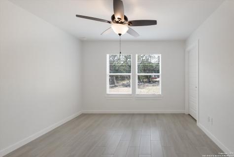 432 Canyon Lake Drive Bandera TX 78003