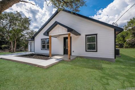 432 Canyon Lake Drive Bandera TX 78003