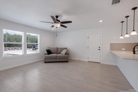 432 Canyon Lake Drive Bandera TX 78003