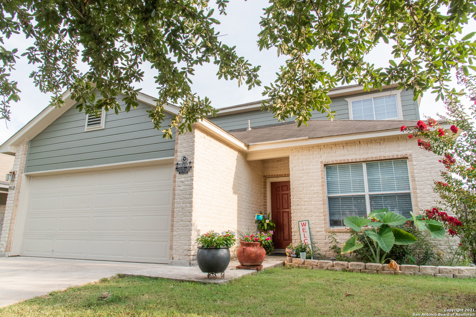 8618 Laguna Rio San Antonio TX 78251