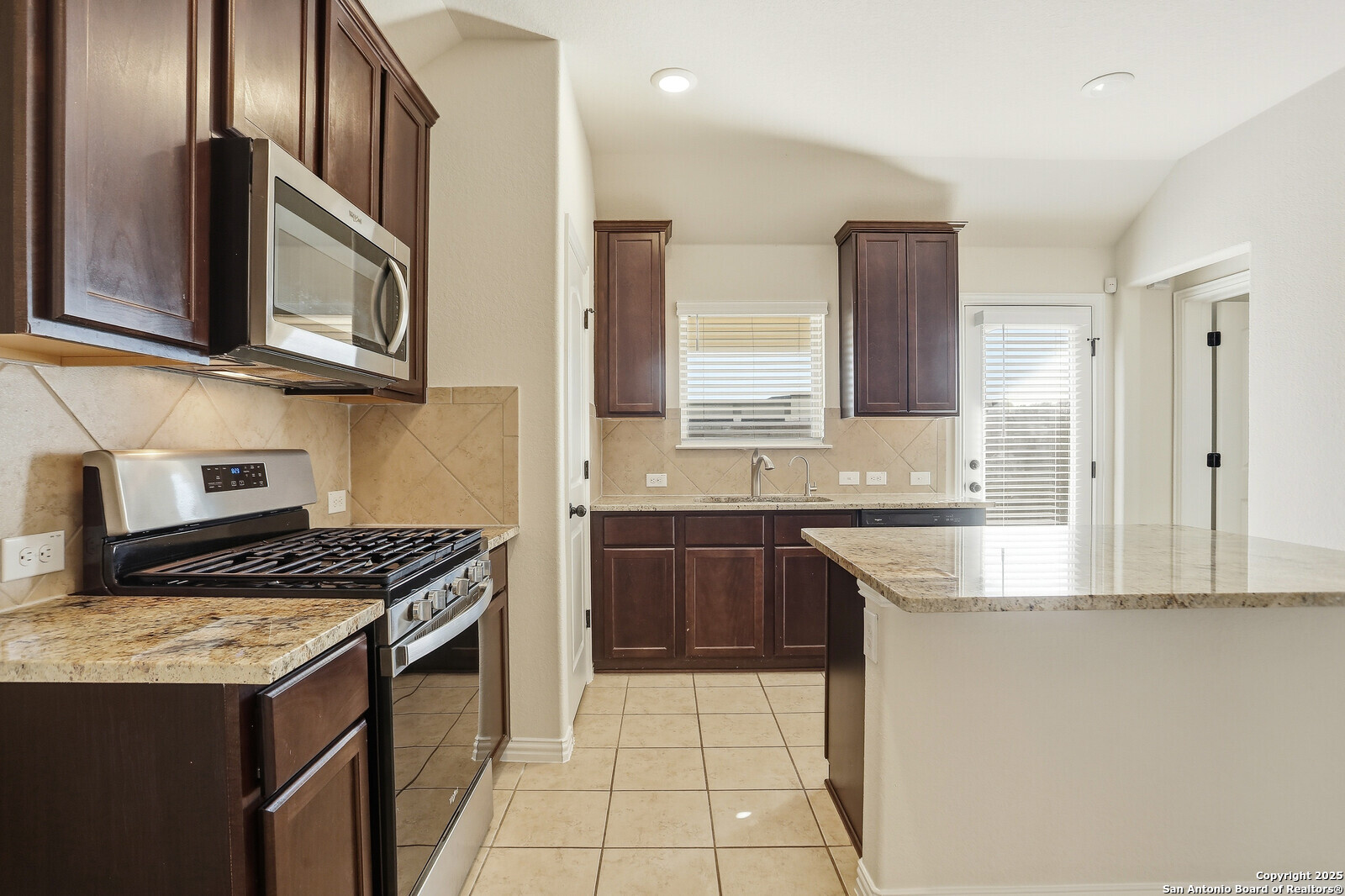 2035 Cowan New Braunfels TX 78132