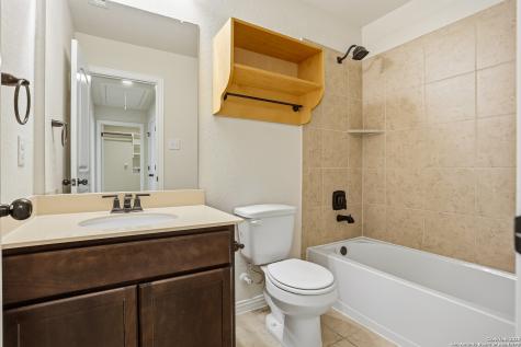 2035 Cowan New Braunfels TX 78132