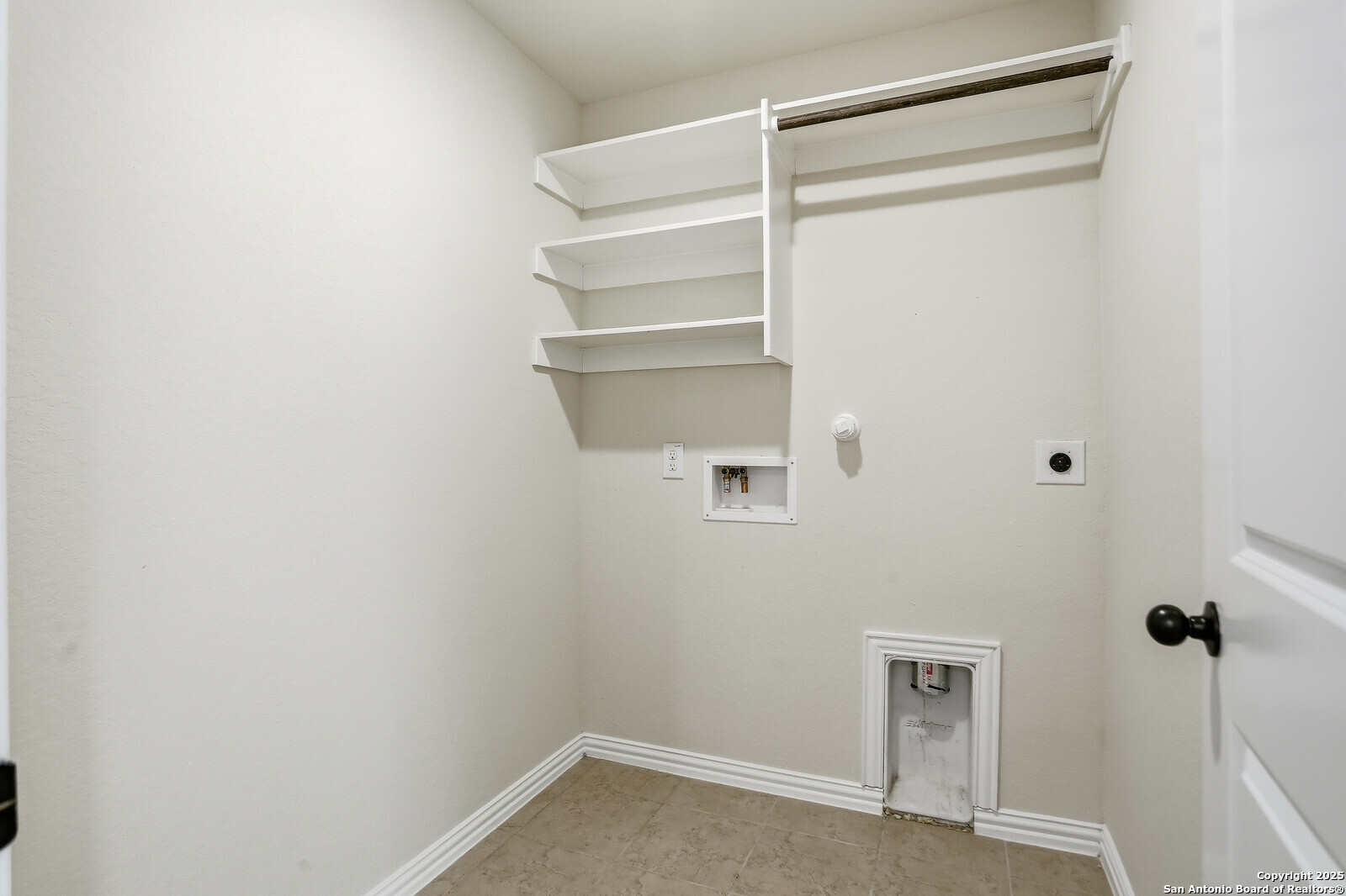 2035 Cowan New Braunfels TX 78132
