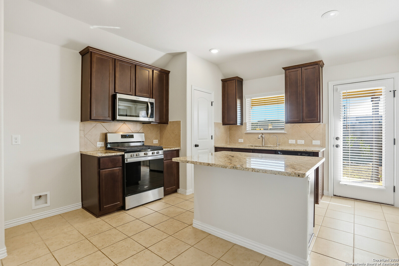 2035 Cowan New Braunfels TX 78132