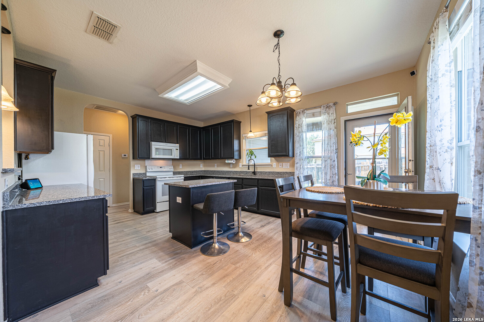 431 Diana Drive Converse TX 78109