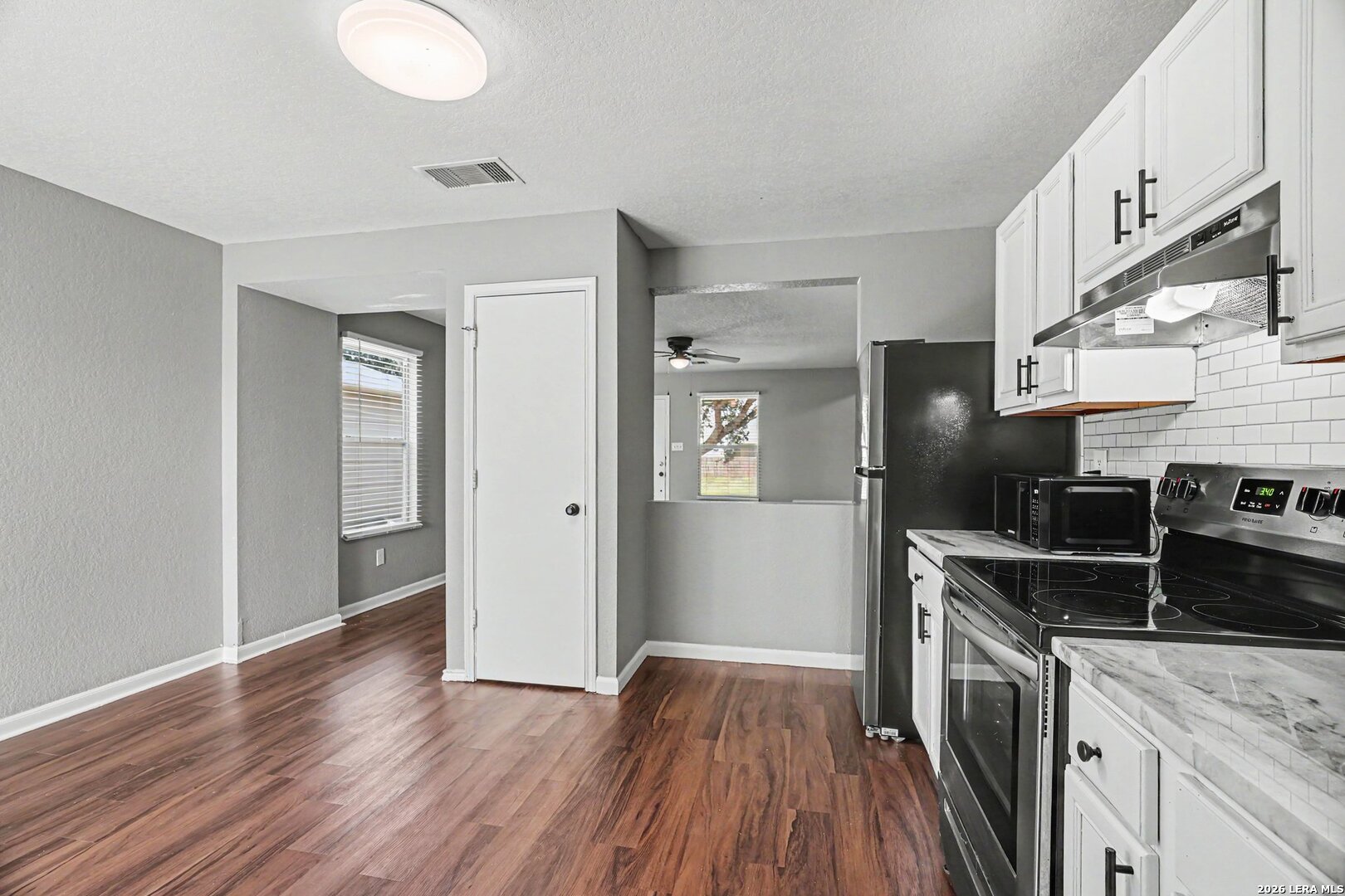 9818 Hawksbill Peak San Antonio TX 78245