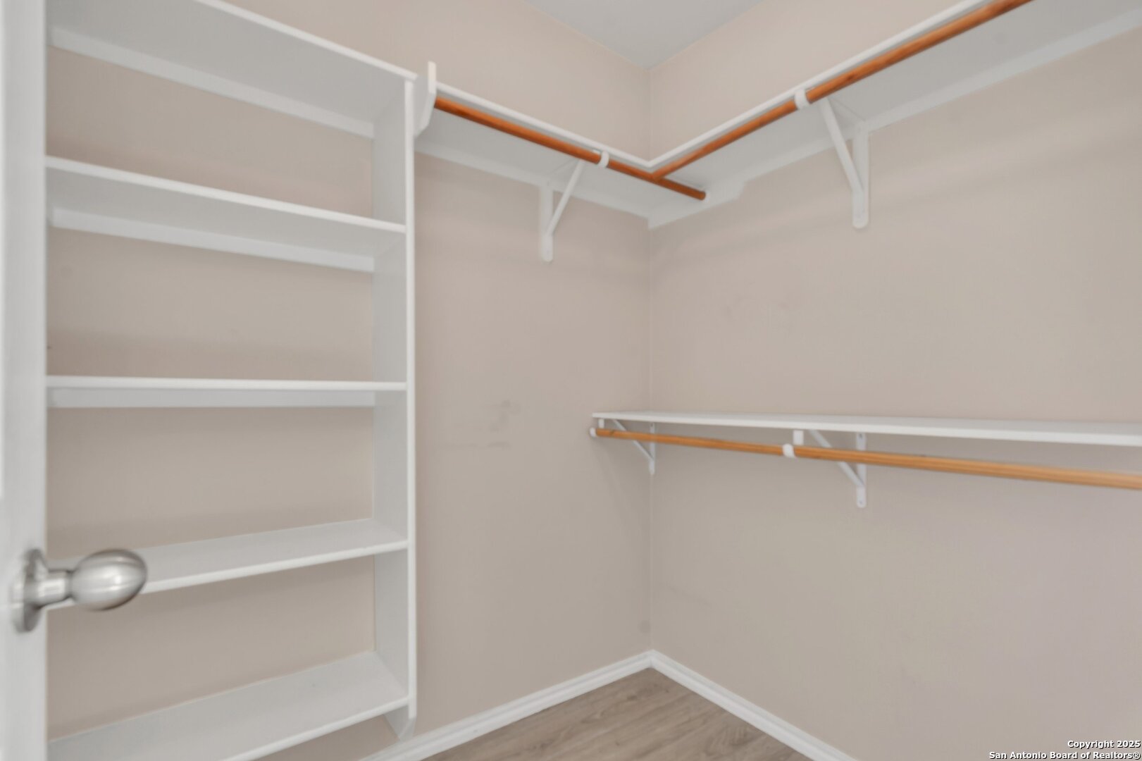 5644 Brougham Way Austin TX 78754