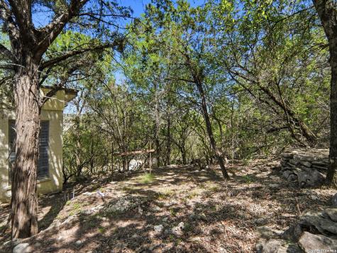 846 Private Road 260 W Mico TX 78056