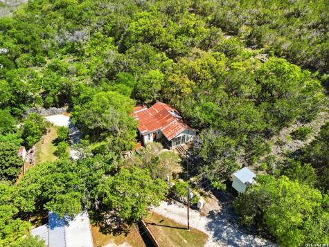 846 Private Road 260 W Mico TX 78056
