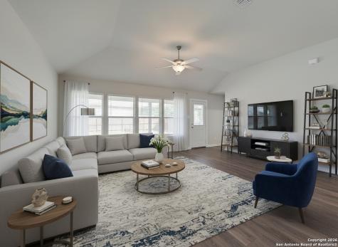 1136 Amber Lake Seguin TX 78155