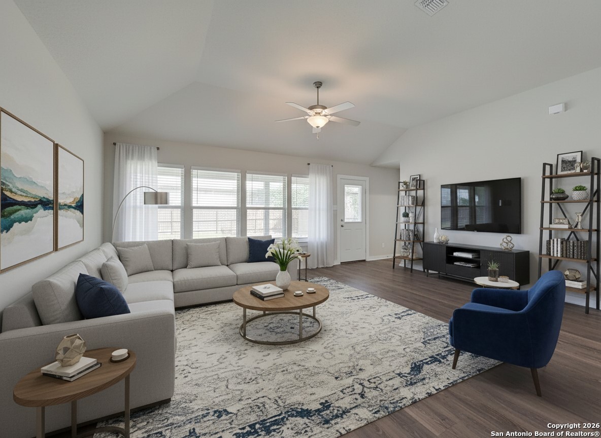1136 Amber Lake Seguin TX 78155