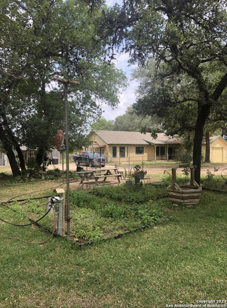 299 Highland Road Poteet TX 78065