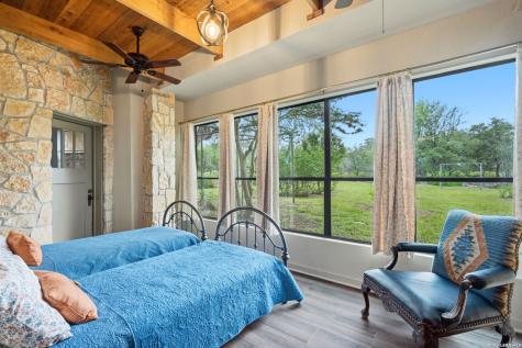 2939 Rolling Oaks Drive New Braunfels TX 78132