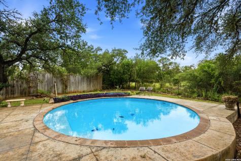 2939 Rolling Oaks Drive New Braunfels TX 78132