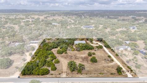 2939 Rolling Oaks Drive New Braunfels TX 78132