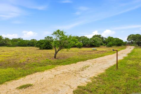 2939 Rolling Oaks Drive New Braunfels TX 78132