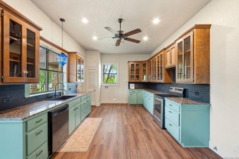 2939 Rolling Oaks Drive New Braunfels TX 78132