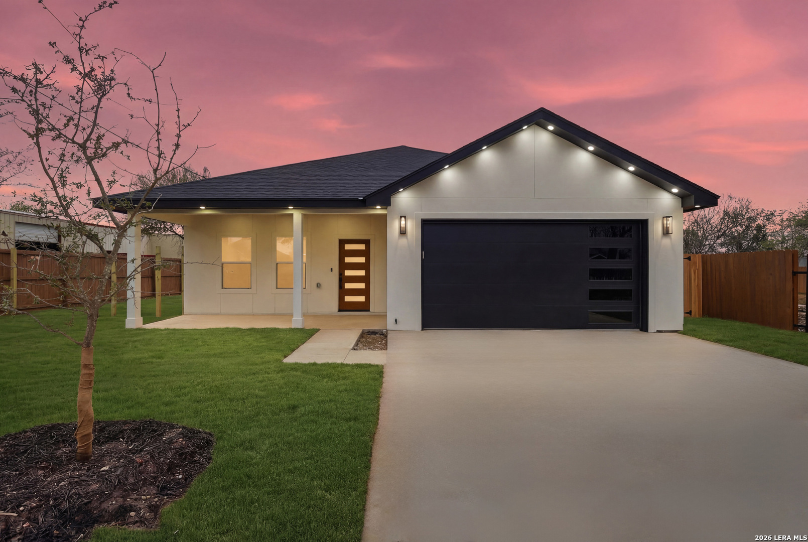 1635 E Chavaneaux San Antonio TX 78214