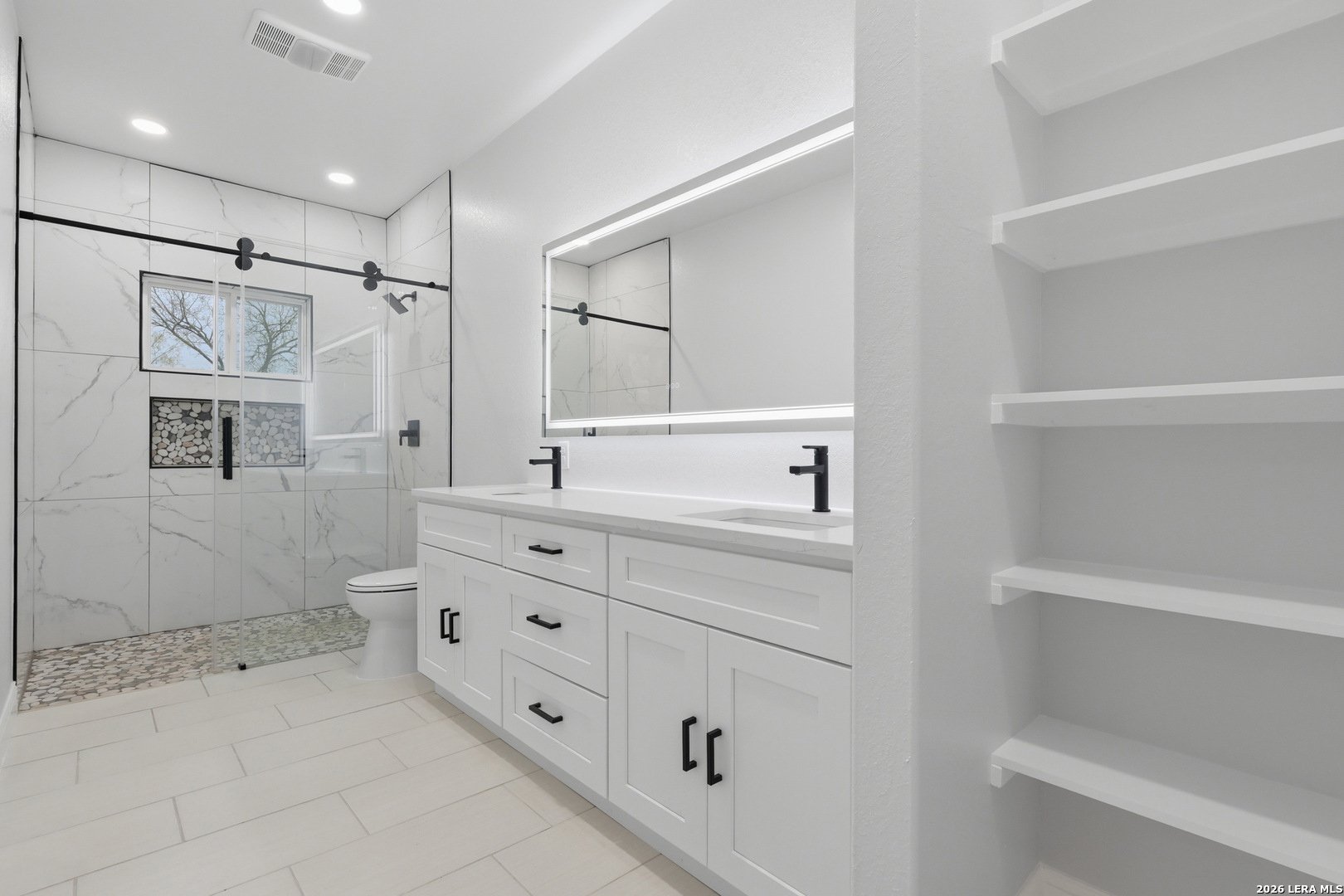 1635 E Chavaneaux San Antonio TX 78214