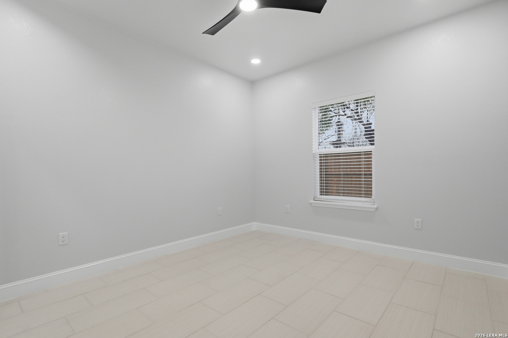 1635 E Chavaneaux San Antonio TX 78214