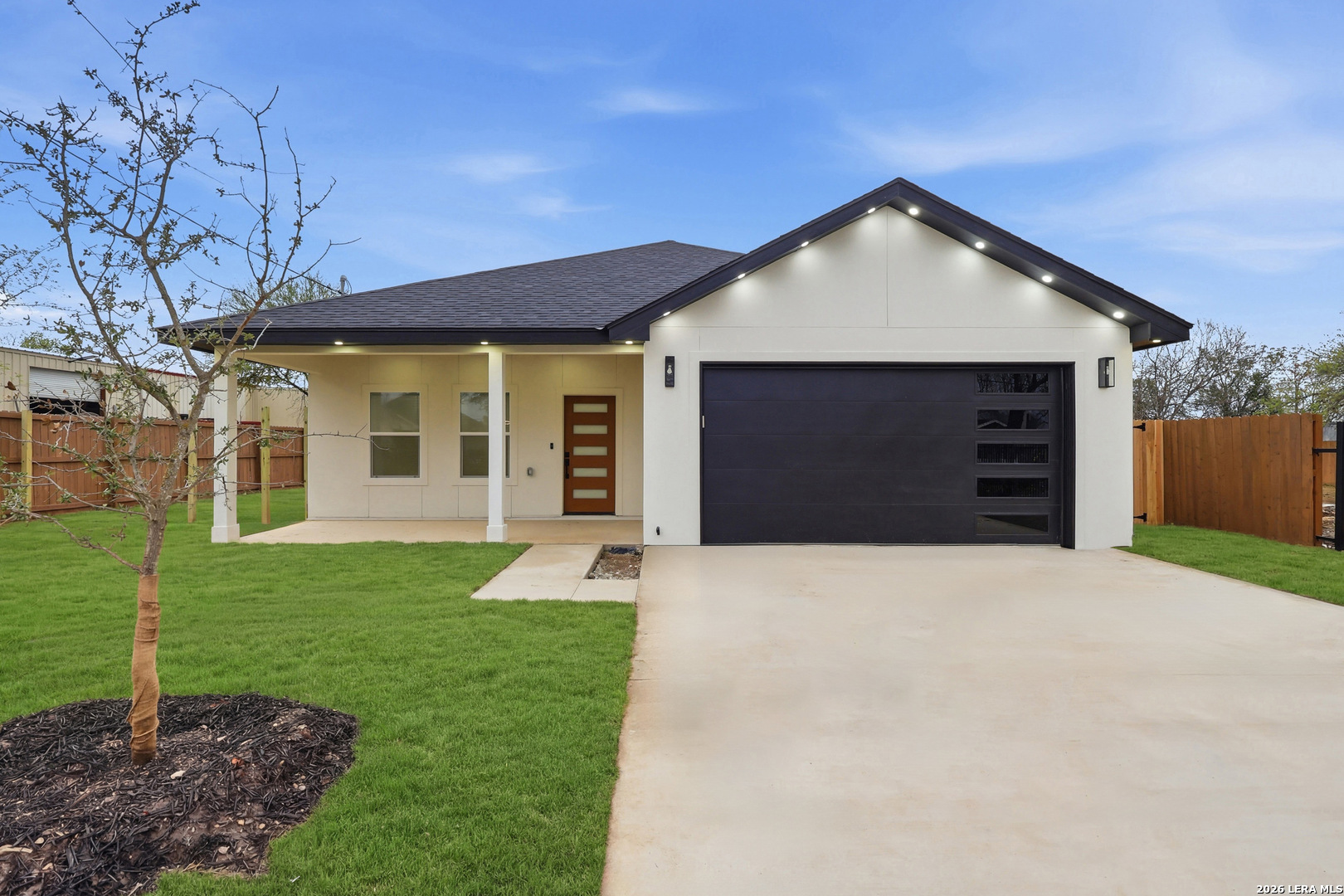 1635 E Chavaneaux San Antonio TX 78214