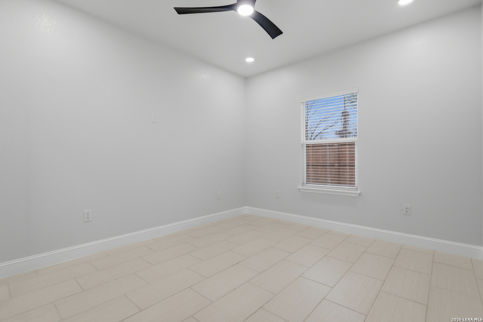 1635 E Chavaneaux San Antonio TX 78214