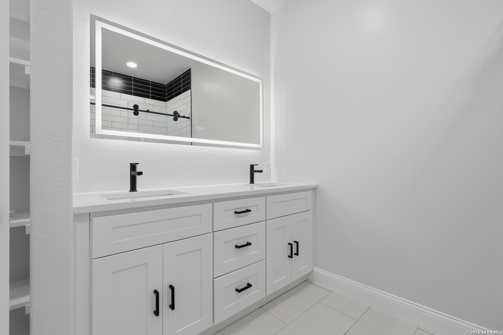 1635 E Chavaneaux San Antonio TX 78214