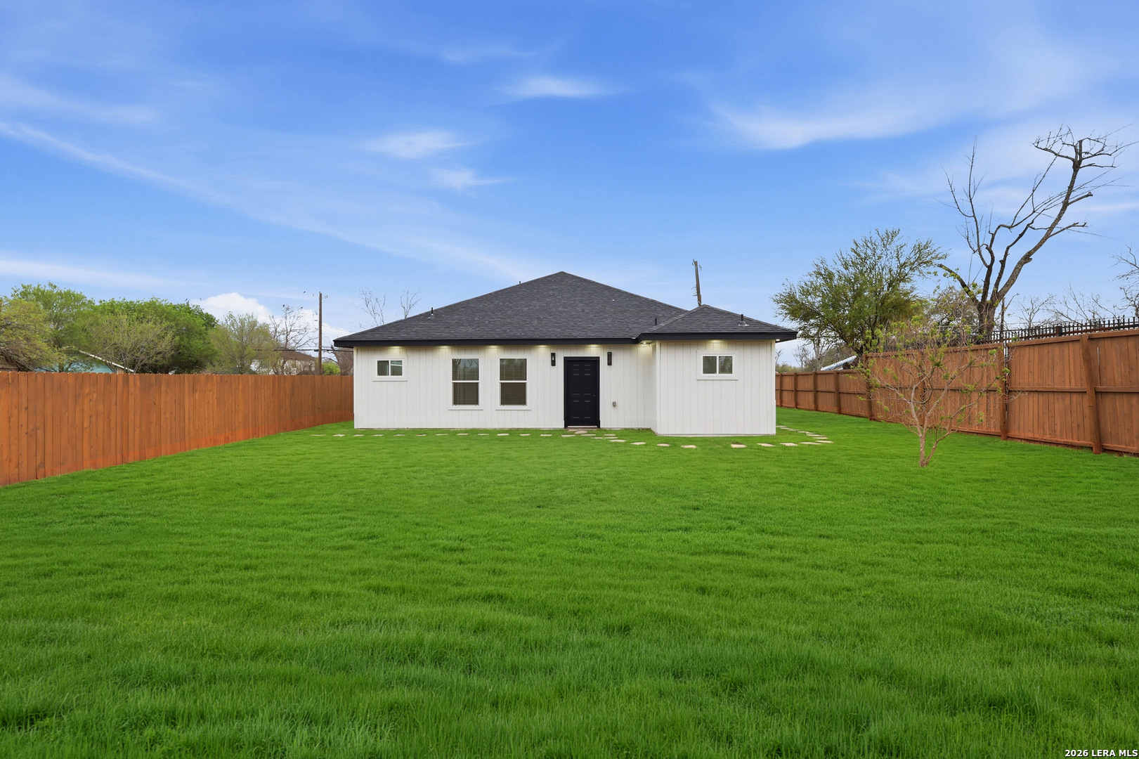 1635 E Chavaneaux San Antonio TX 78214