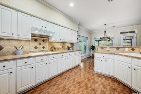 1165 Mesa Blanca San Antonio TX 78248