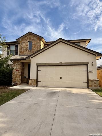 9818 Red Iron Creek Converse TX 78109