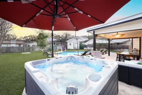 10807 Mount Ida San Antonio TX 78213