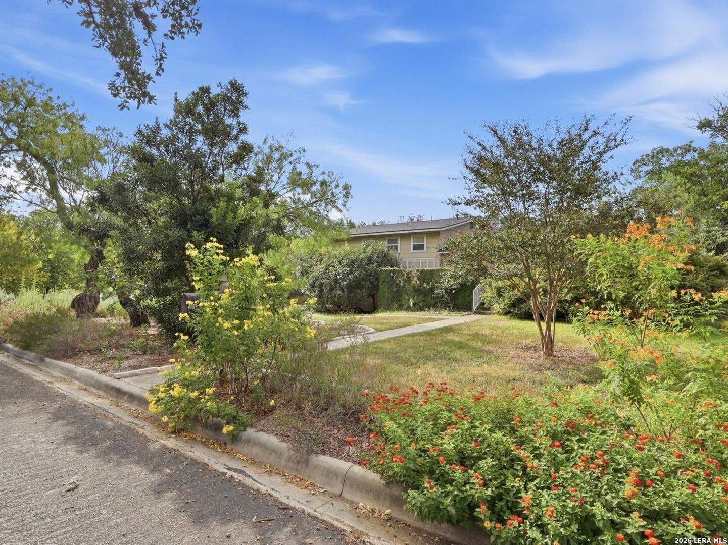 1102 Haltown Drive San Antonio TX 78213