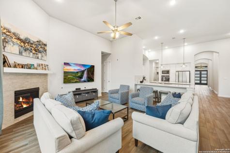 120 Quiet Oak San Marcos TX 78666