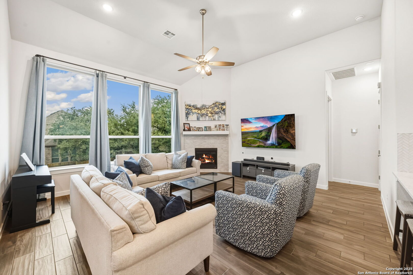 120 Quiet Oak San Marcos TX 78666