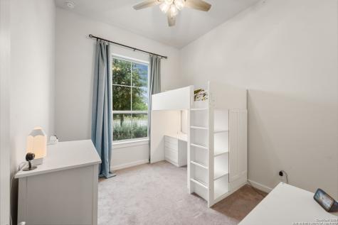 120 Quiet Oak San Marcos TX 78666