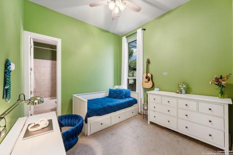 120 Quiet Oak San Marcos TX 78666